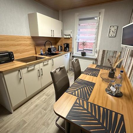 Christels Ferienwohnung 2 In Thale Mit Ueberdachter Terrasse, Kueche Mit Tv & Geschirrspueler 외부 사진